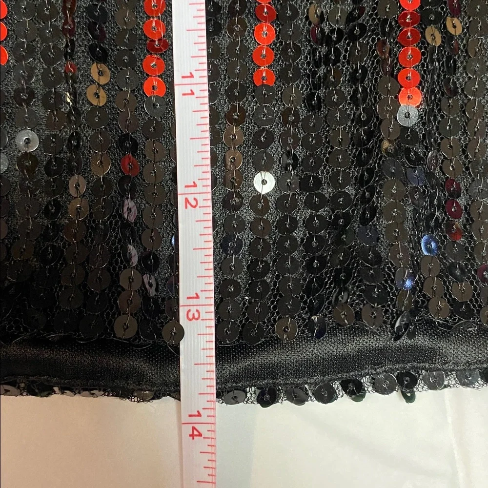 Sans Souci Black and Red Sequin Crop Top Sz S - Picture 7 of 7